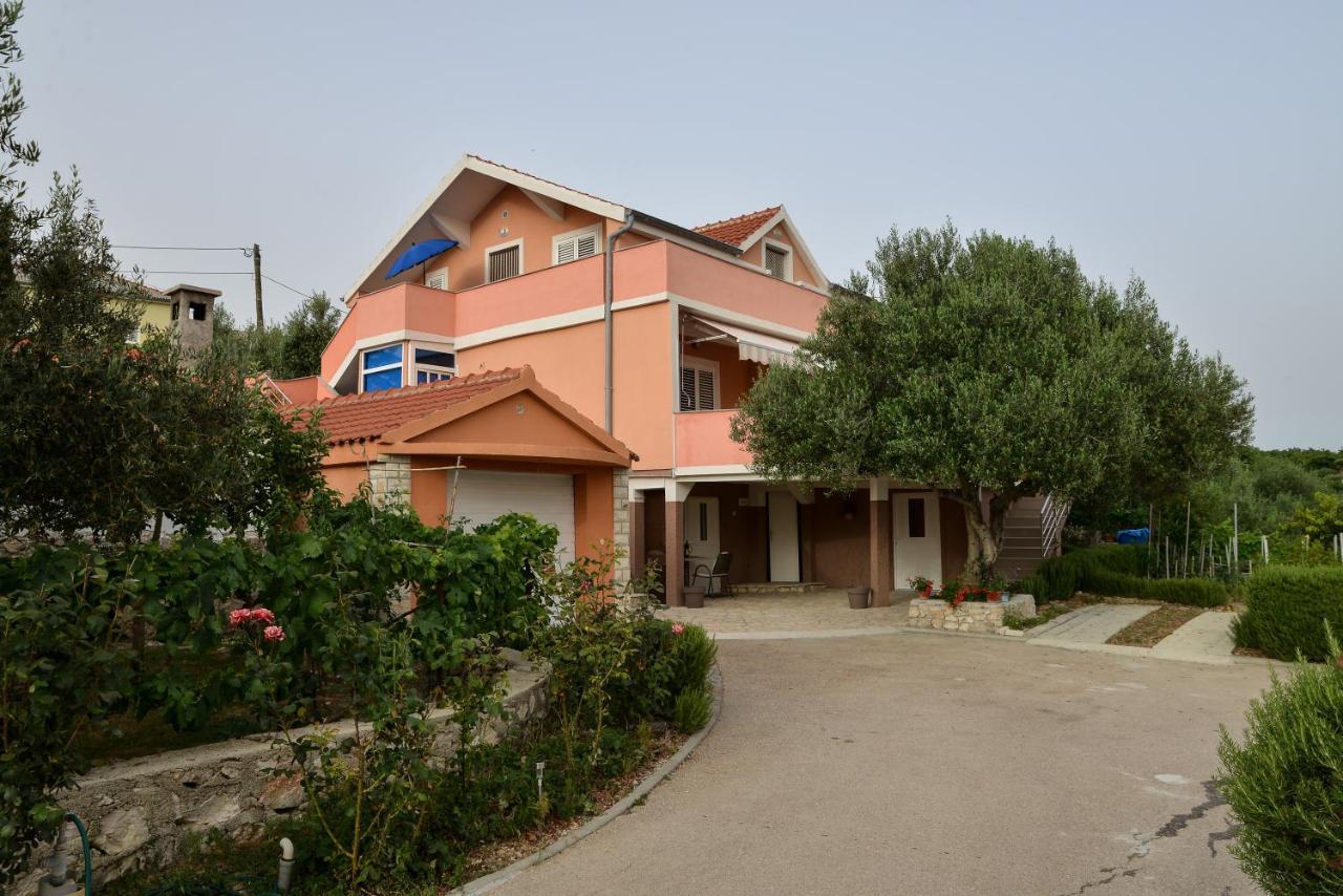 Jovici  Apartment Olive מראה חיצוני תמונה
