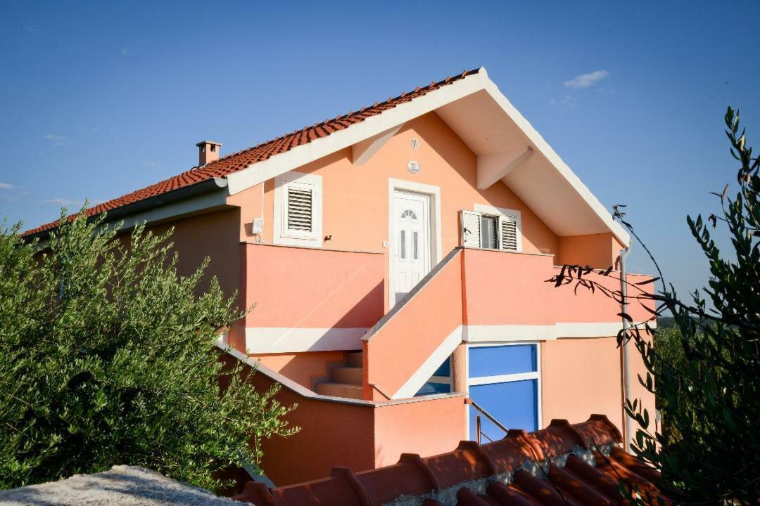 Jovici  Apartment Olive מראה חיצוני תמונה