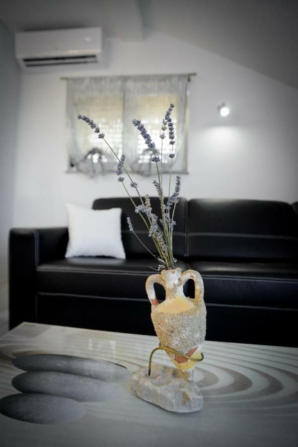 Jovici  Apartment Olive מראה חיצוני תמונה