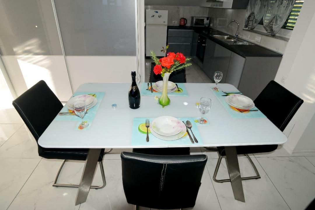 Jovici  Apartment Olive מראה חיצוני תמונה